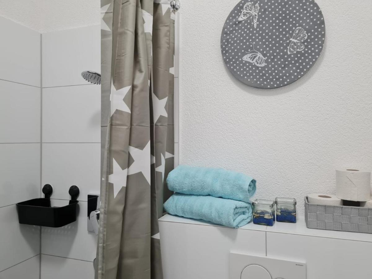 Pension Am Rathaus, 24H Check-In Mundelsheim 외부 사진