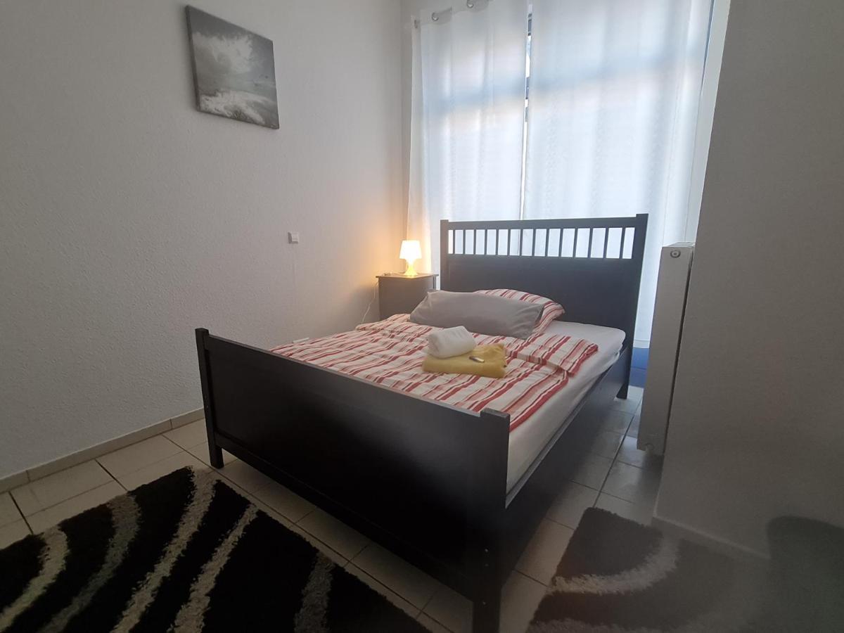 Pension Am Rathaus, 24H Check-In Mundelsheim 외부 사진